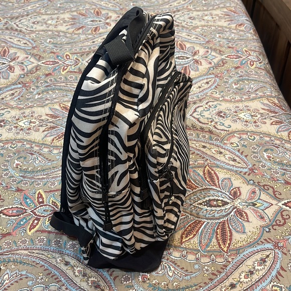 Yak Pak Backpack - Picture 3 of 8